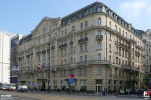 Warszawa,_Hotel_Polonia_Palace_-_fotopolska.eu_(106213)